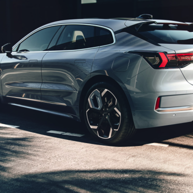 ZEEKR et BNP Paribas Mobility annoncent un partenariat stratégique de long terme pour le financement de la mobilité électrique en Europe.