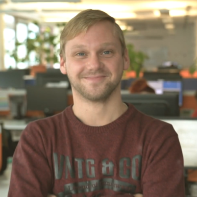 Tomas nous raconte son quotidien de conseiller banque en ligne chez Hello Bank! by Cetelem en République Tchèque