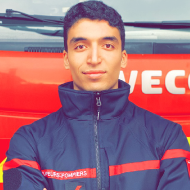 « Youssef : alternant au sein de BNP Paribas Personal Finance et pompier volontaire du Val-d’Oise, il nous parle de sa double vie engagée »